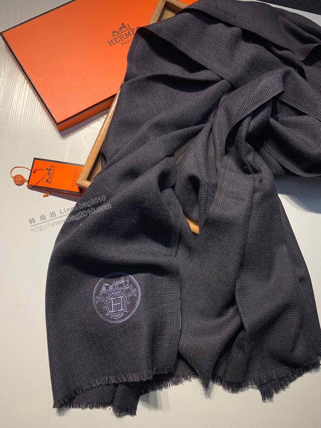 Hermes專櫃最新款純色圍巾 愛馬仕刺繡羊絨大披肩  mmj1469